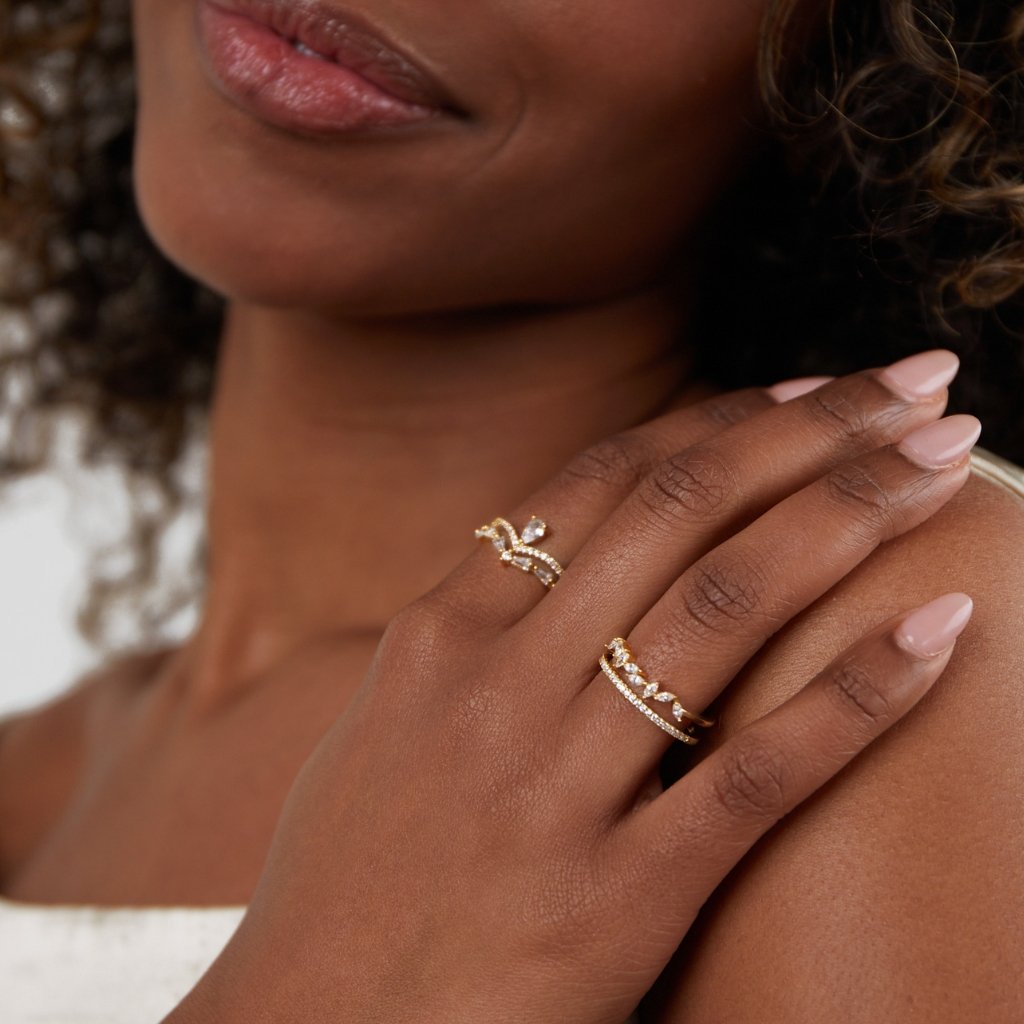 Aura – Elegant ring med kristall