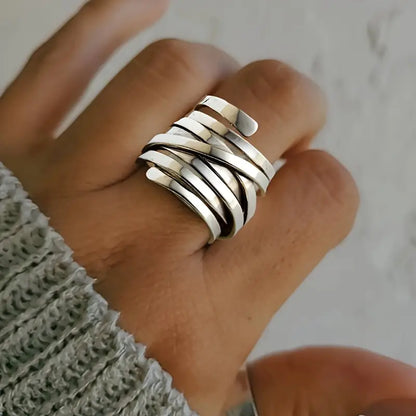 Bliss – Vintageinspirerad bred silverring