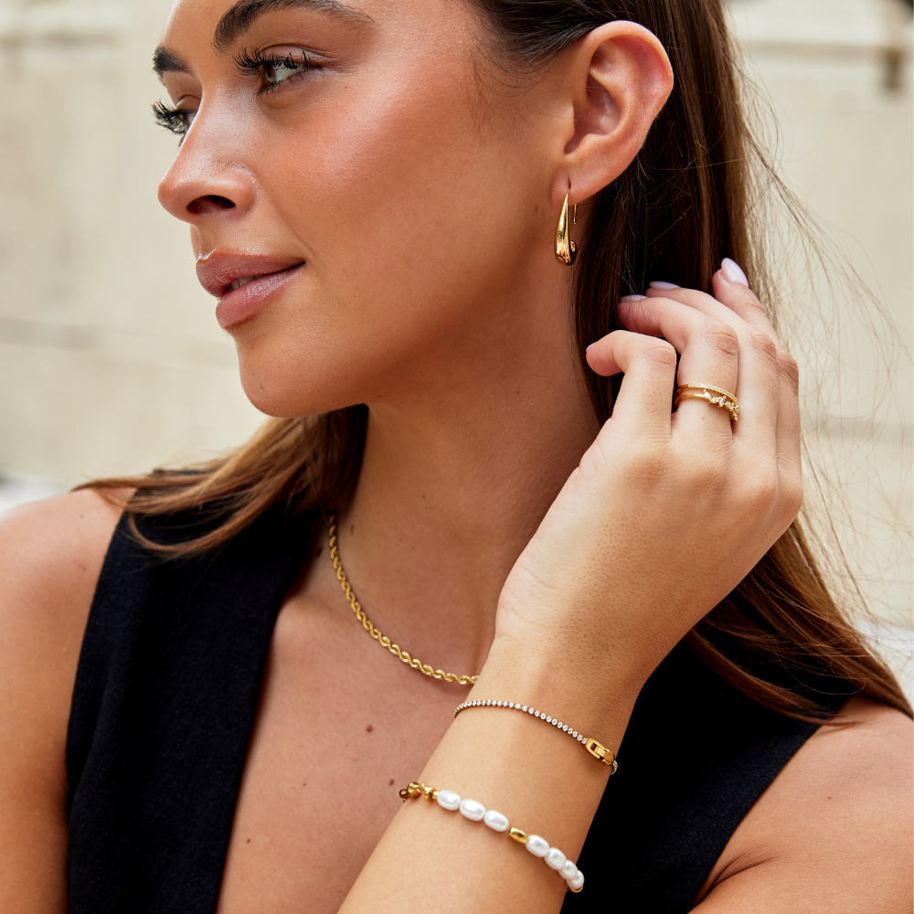 Niyah – Guldarmband med kristaller