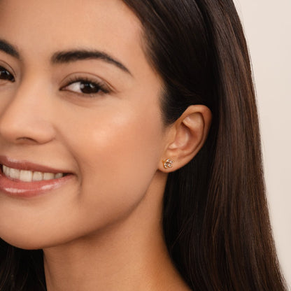 Örhängen med kristallblad