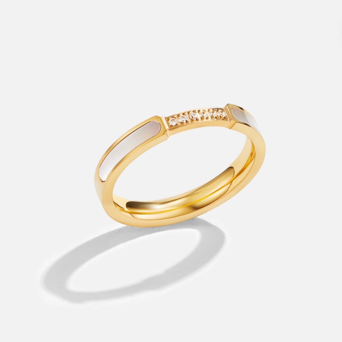 Unity – Elegant ring med pärlor och kristall