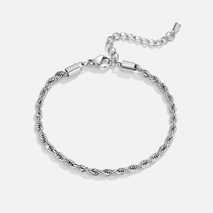 Flätat silverarmband med kedjedesign